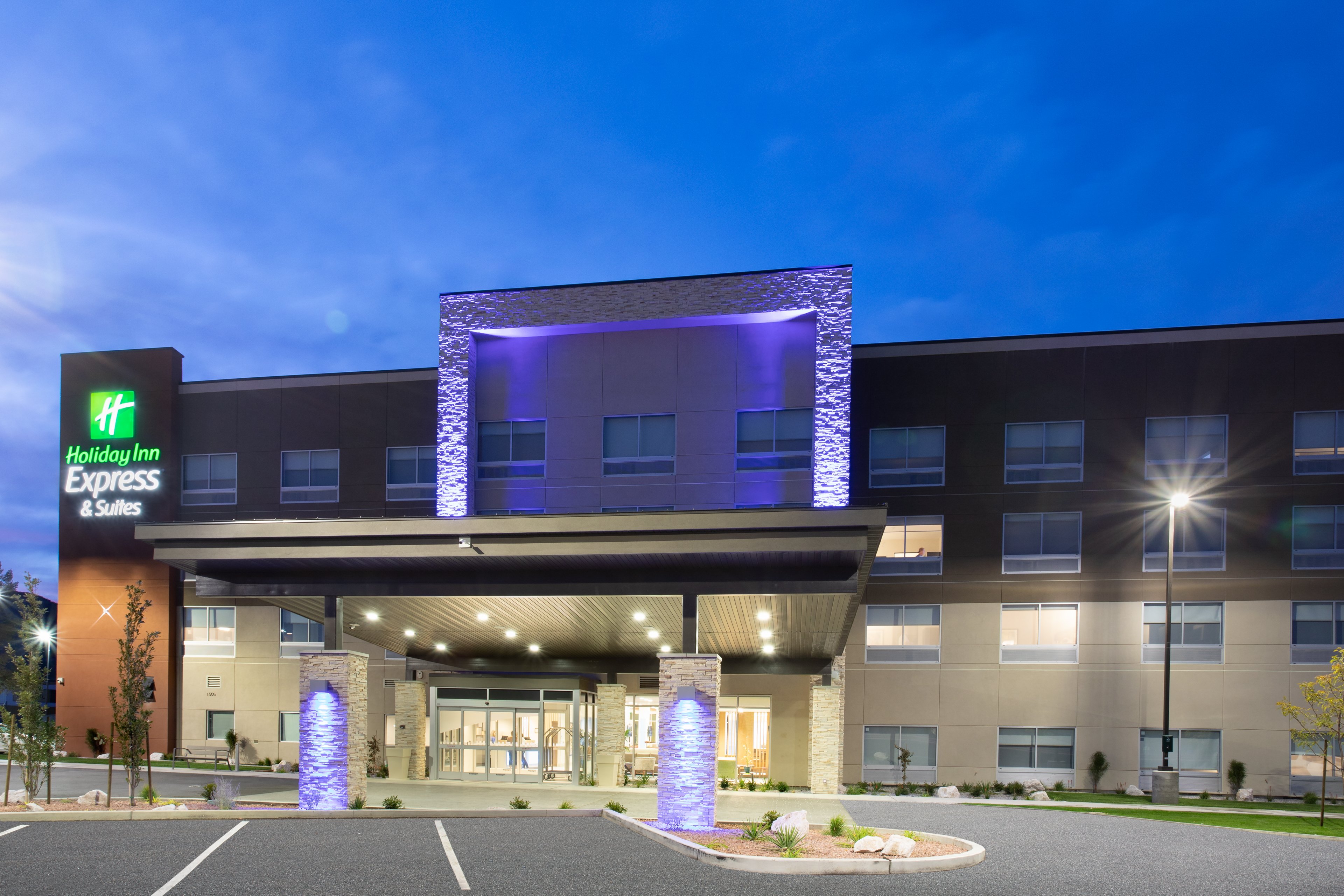 holiday inn express and suites ely an ihg hotel
