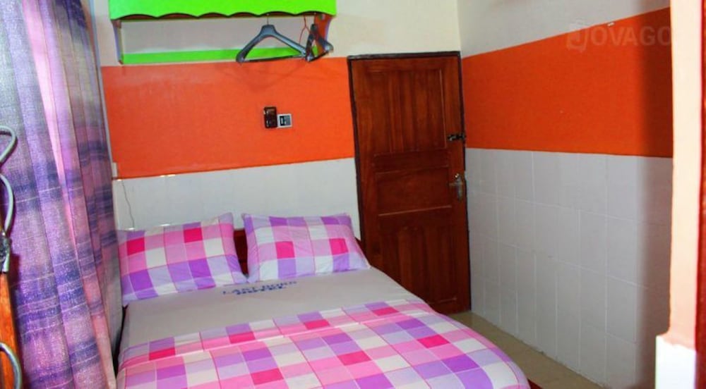 last born hotel