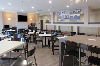sleep inn and suites oregon madison