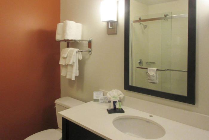sleep inn and suites oregon madison