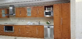 j5 villas holiday homes barsha gardens