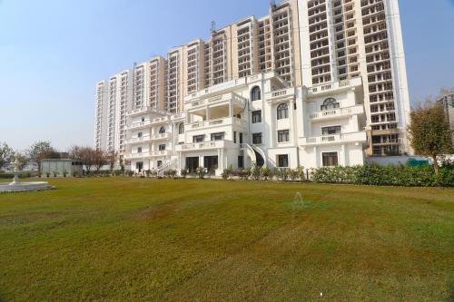 Iidm Eco Centre,Oyo 15429 Iidm Eco Center Is Perfectly Located For Both Business And Leisure Guests In Lucknow. The ,3 star