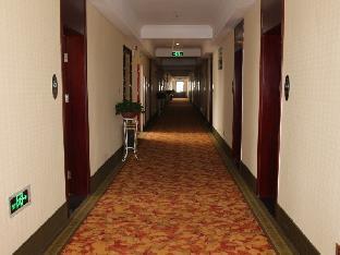 greentree inn pingliang jingning bus station business hotel