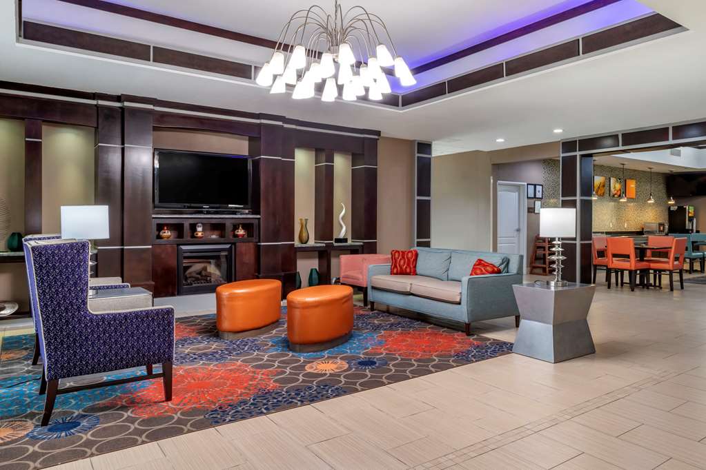 comfort inn and suites