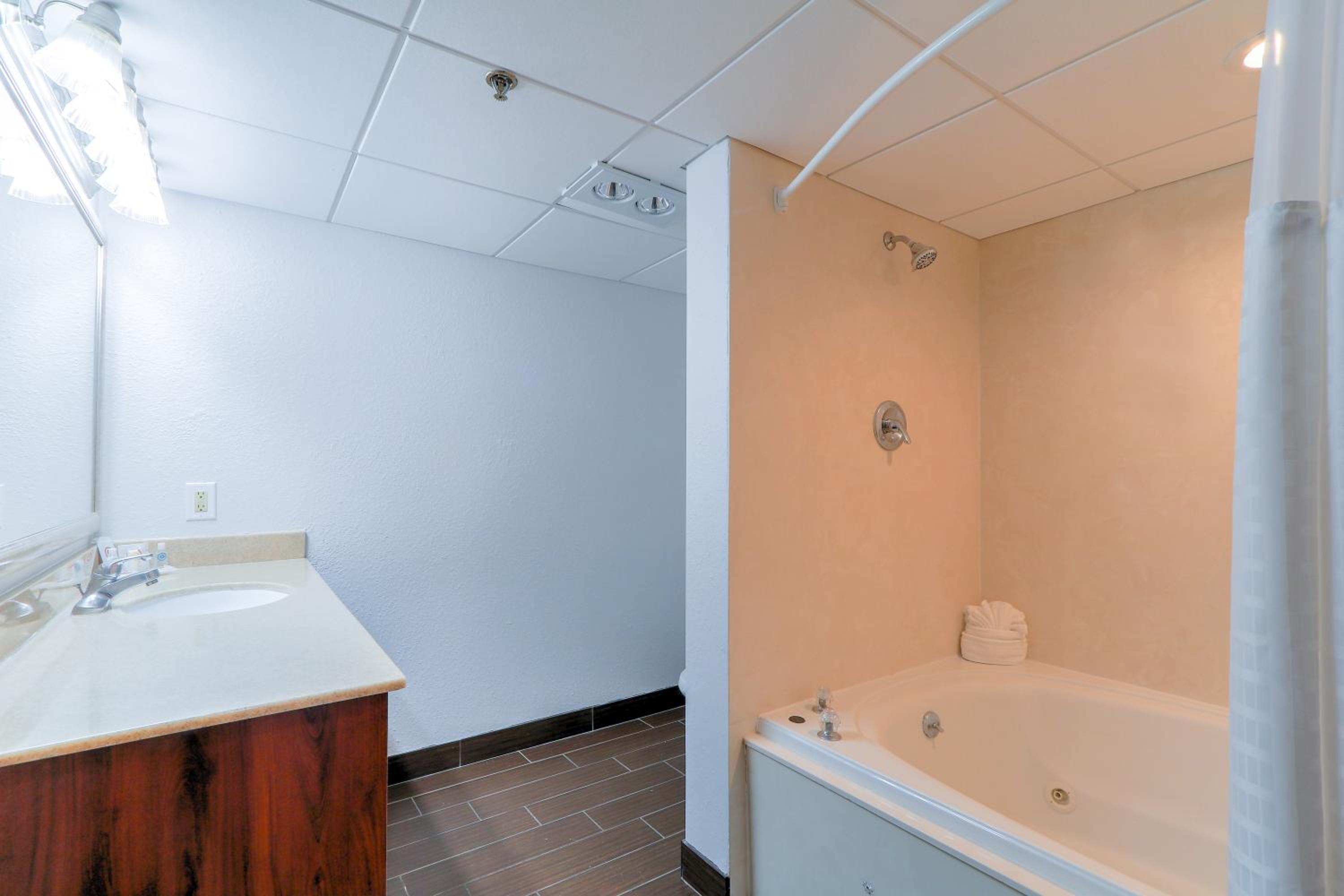 holiday inn cleveland by ihg