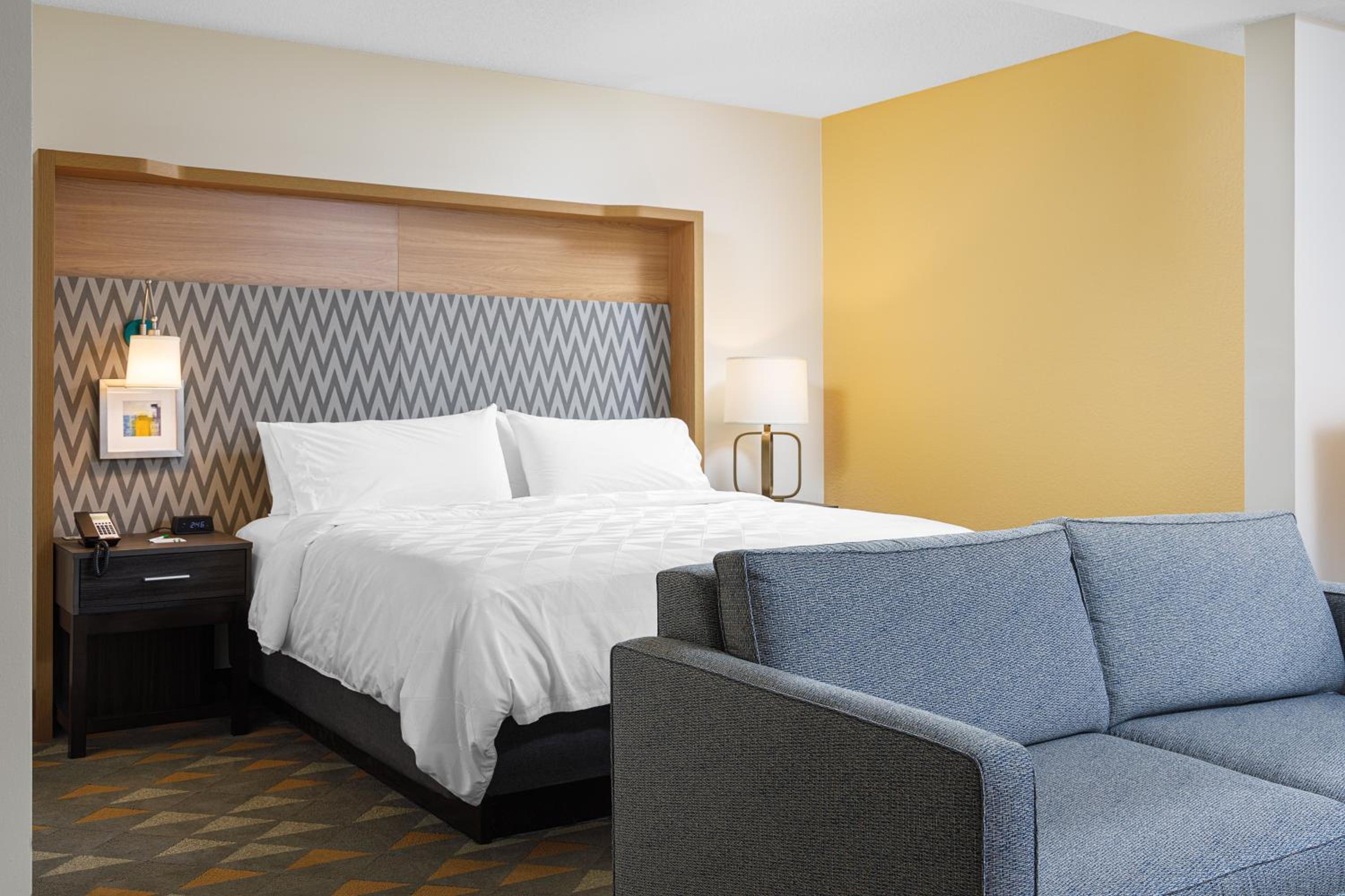 holiday inn cleveland by ihg