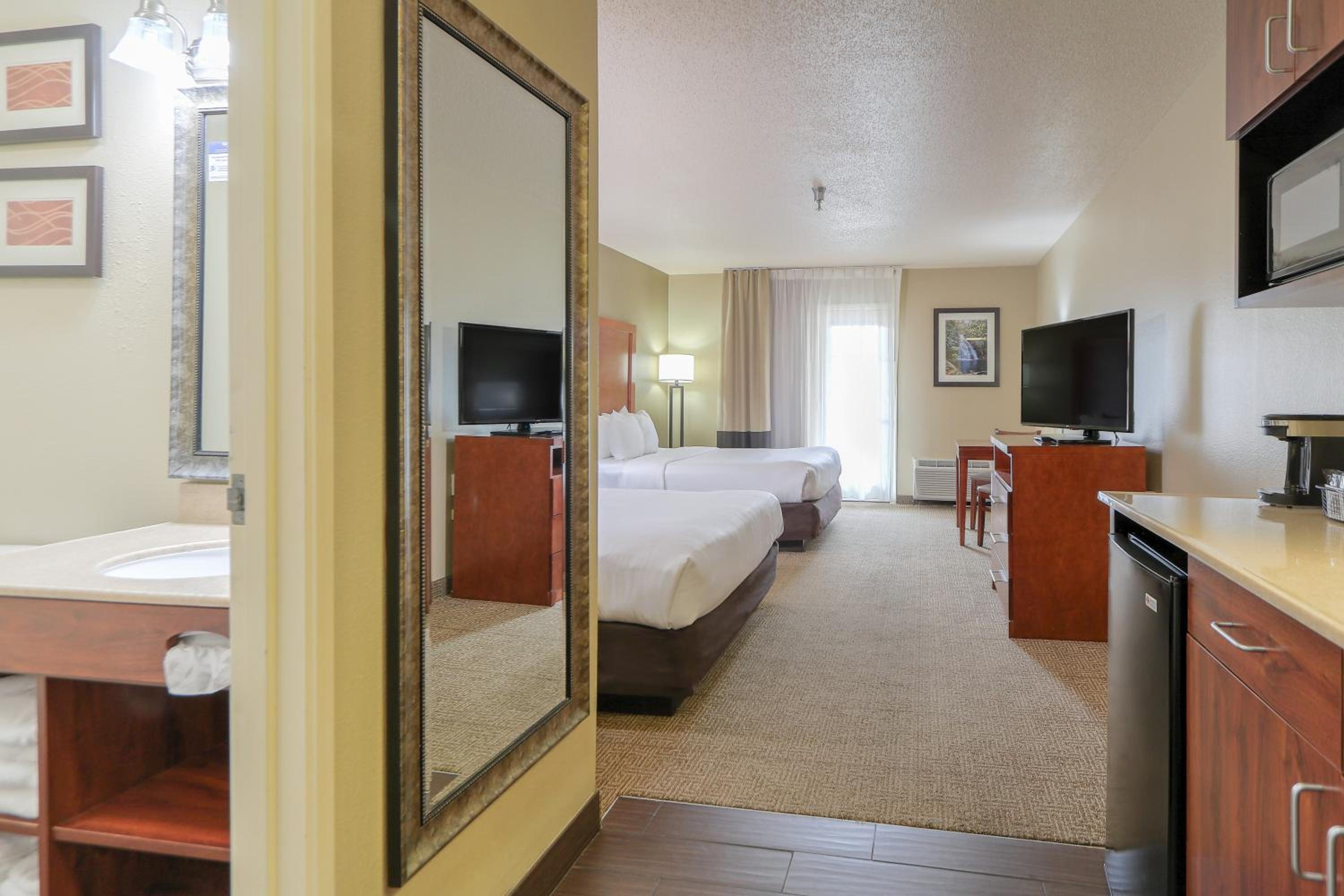 holiday inn cleveland by ihg