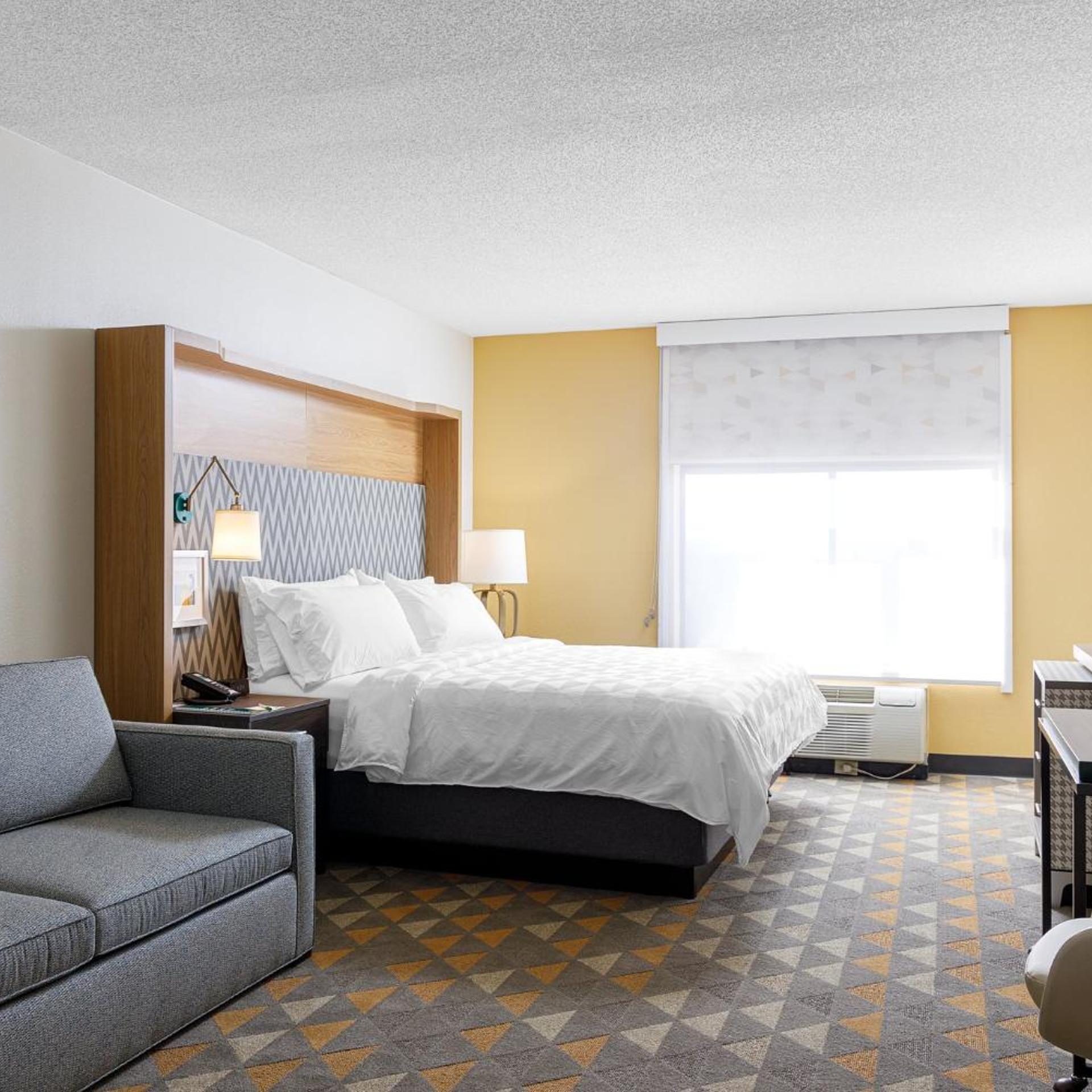 holiday inn cleveland by ihg