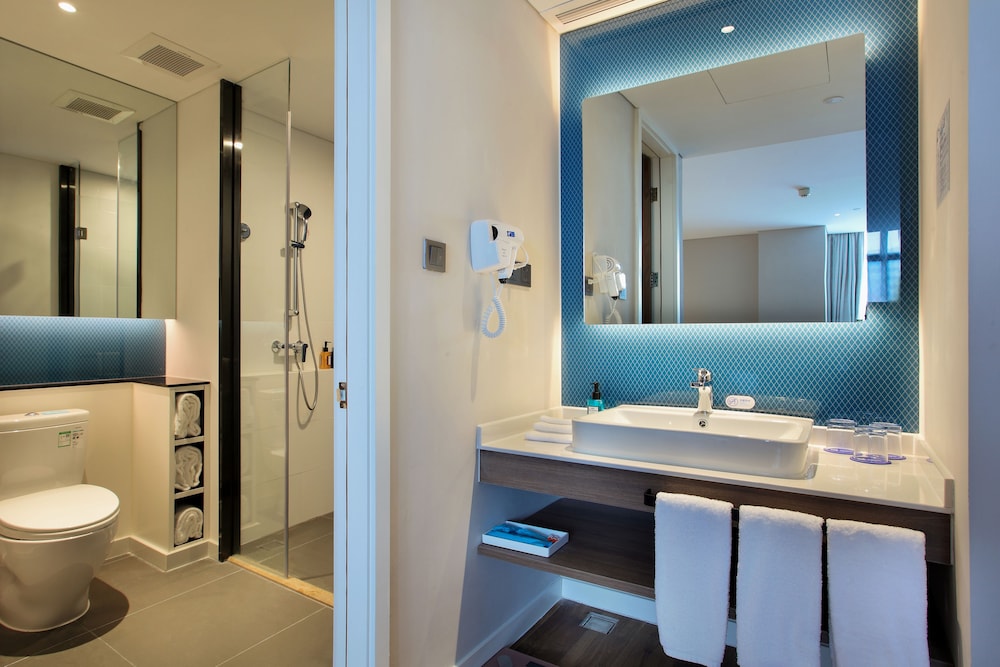 holiday inn express guilin city center an ihg hotel