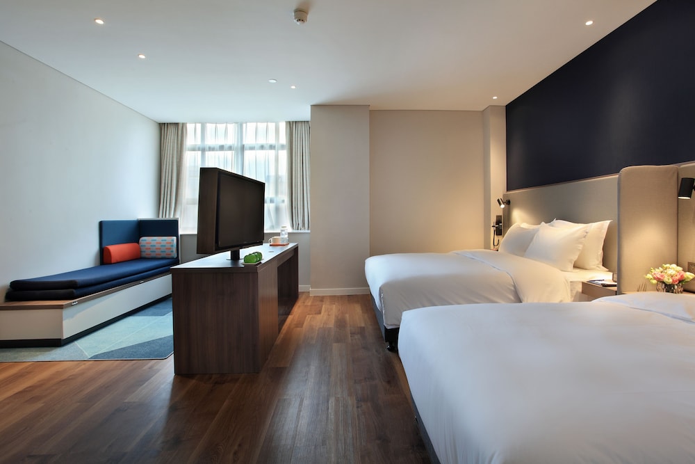 holiday inn express guilin city center an ihg hotel