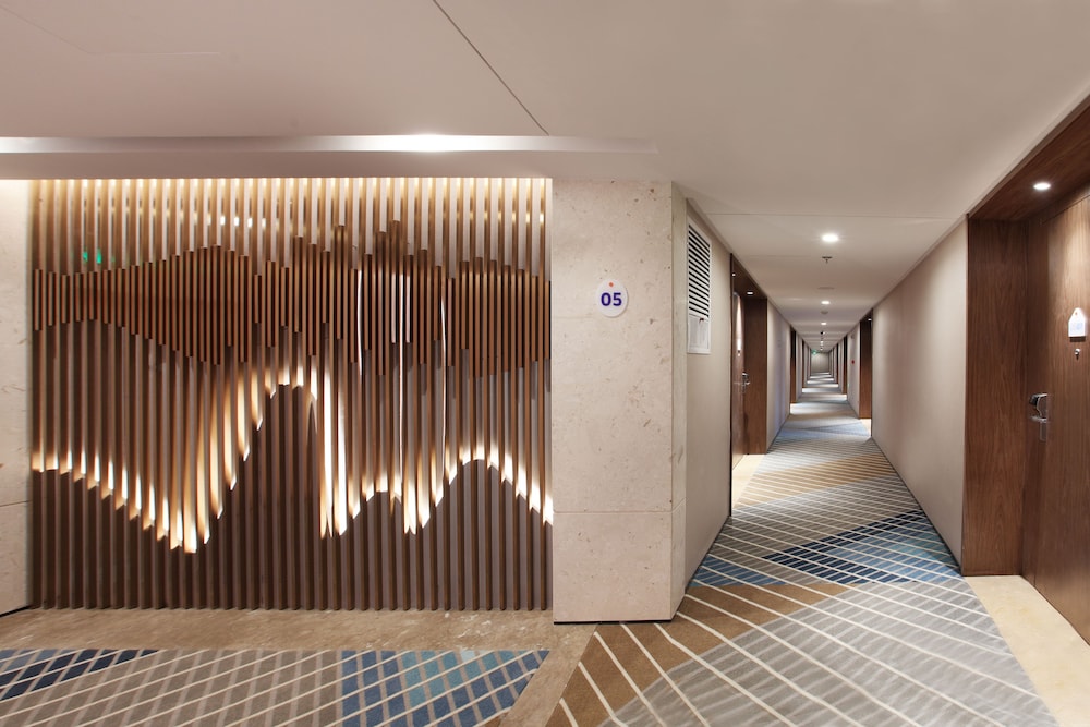 holiday inn express guilin city center an ihg hotel