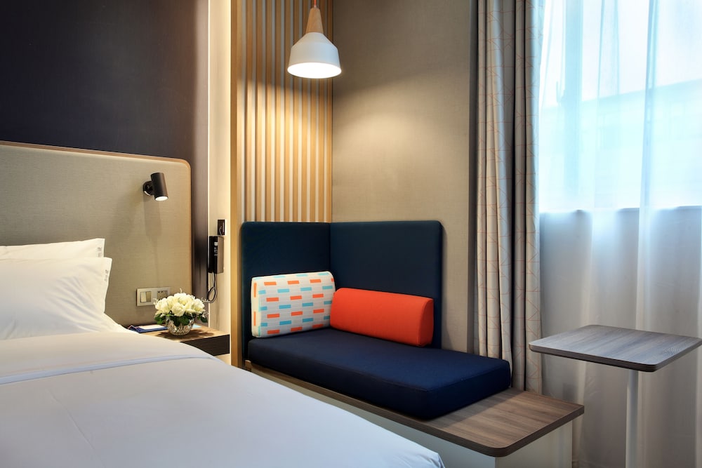 holiday inn express guilin city center an ihg hotel
