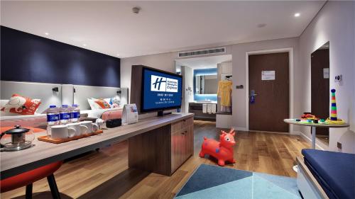 holiday inn express guilin city center an ihg hotel