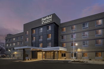 fairfield inn and suites by marriott denver tech center north