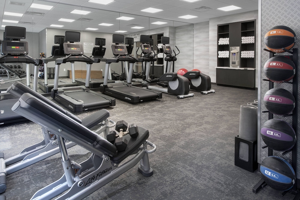 fairfield inn and suites by marriott denver tech center north