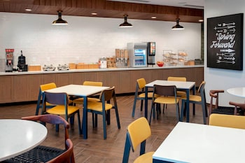 fairfield inn and suites by marriott denver tech center north