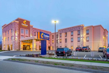 comfort suites burlington near i 5