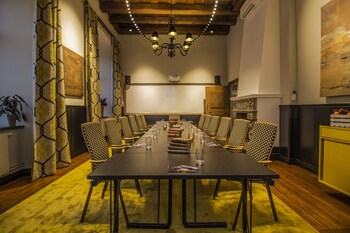 Ulfsunda Slott,Bromma>>Arsta,4 star