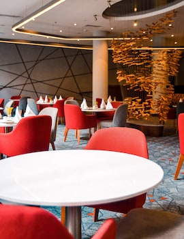 crowne plaza dar es salaam an ihg hotel