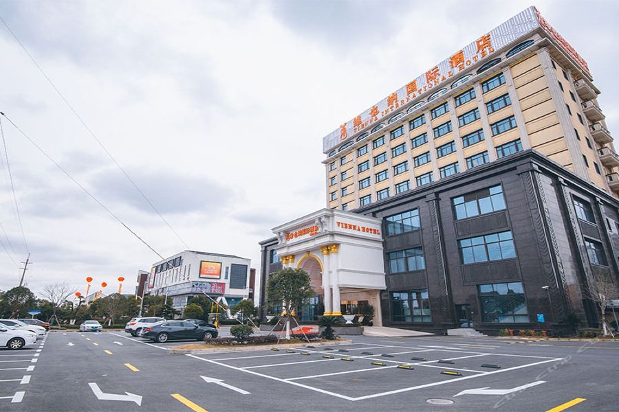 vienna international hotel shanghai dishui lake lingang new city