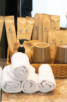 con son blue sea hotel