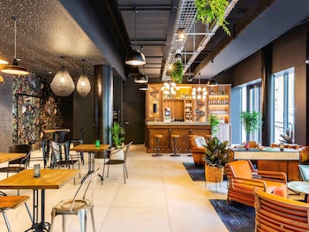 ibis styles puteaux paris la defense