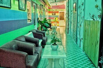 sunny hostel