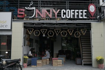 sunny hostel