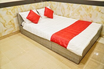 sunny hostel