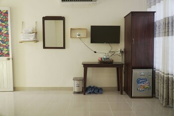 sunny hostel