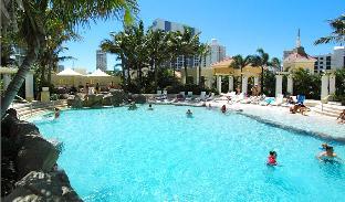 chevron renaissance private apartments