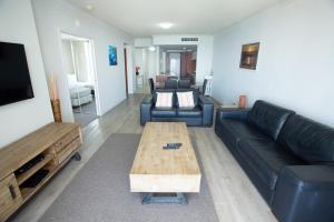 chevron renaissance private apartments