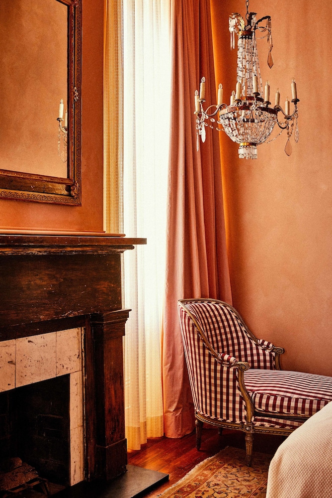 hotel peter and paul