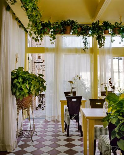 hotel peter and paul