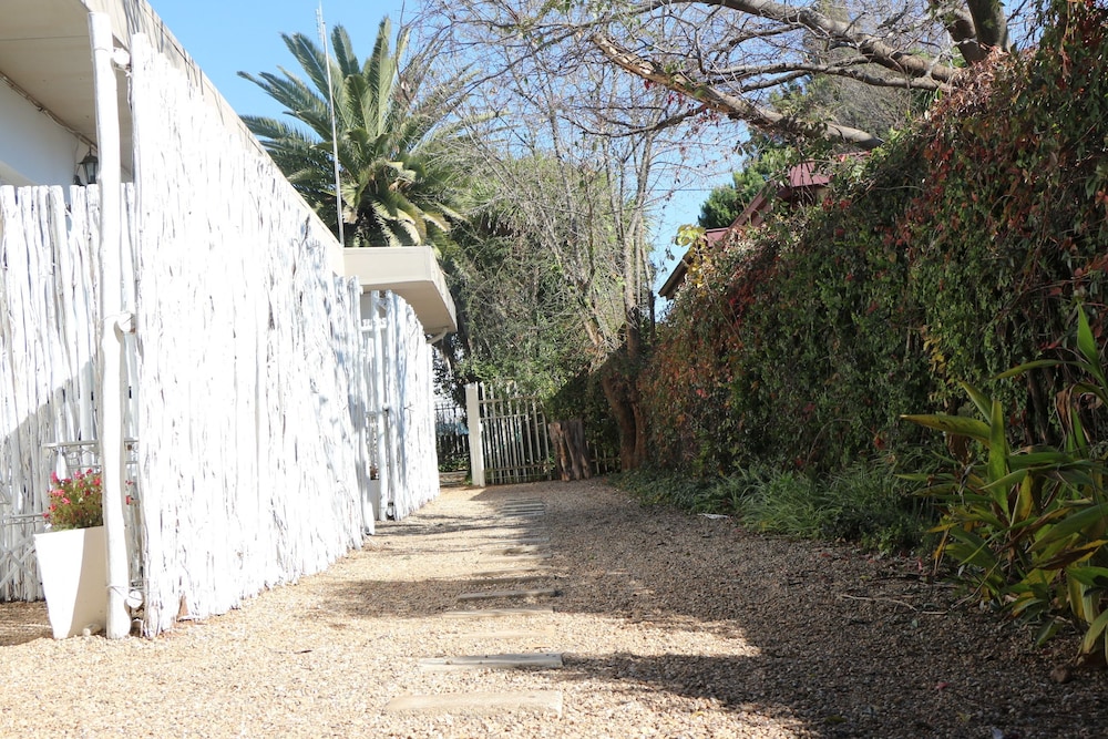 indigo moon guesthouse