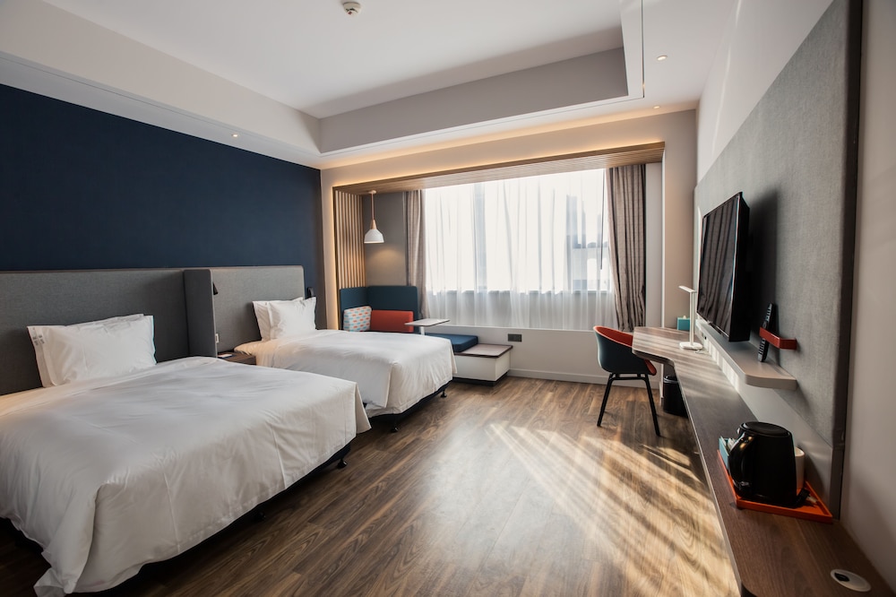 holiday inn express xian bell tower an ihg hotel