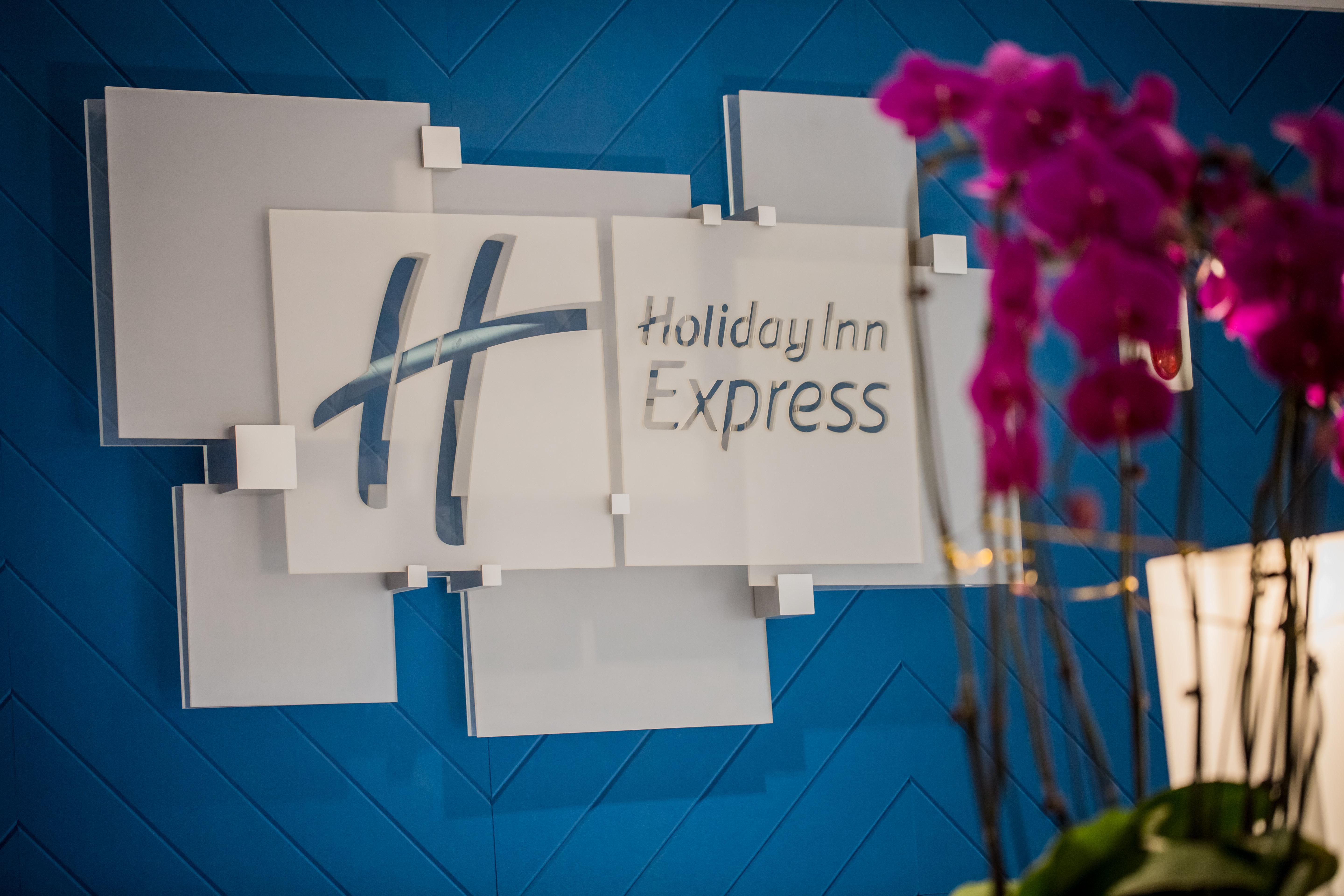holiday inn express xian bell tower an ihg hotel
