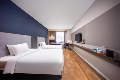 holiday inn express xian bell tower an ihg hotel