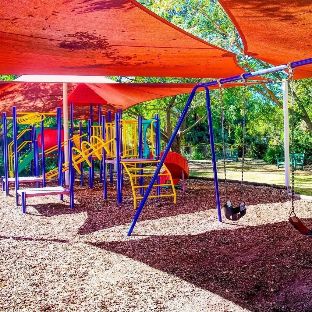 charlesworth bay beach resort