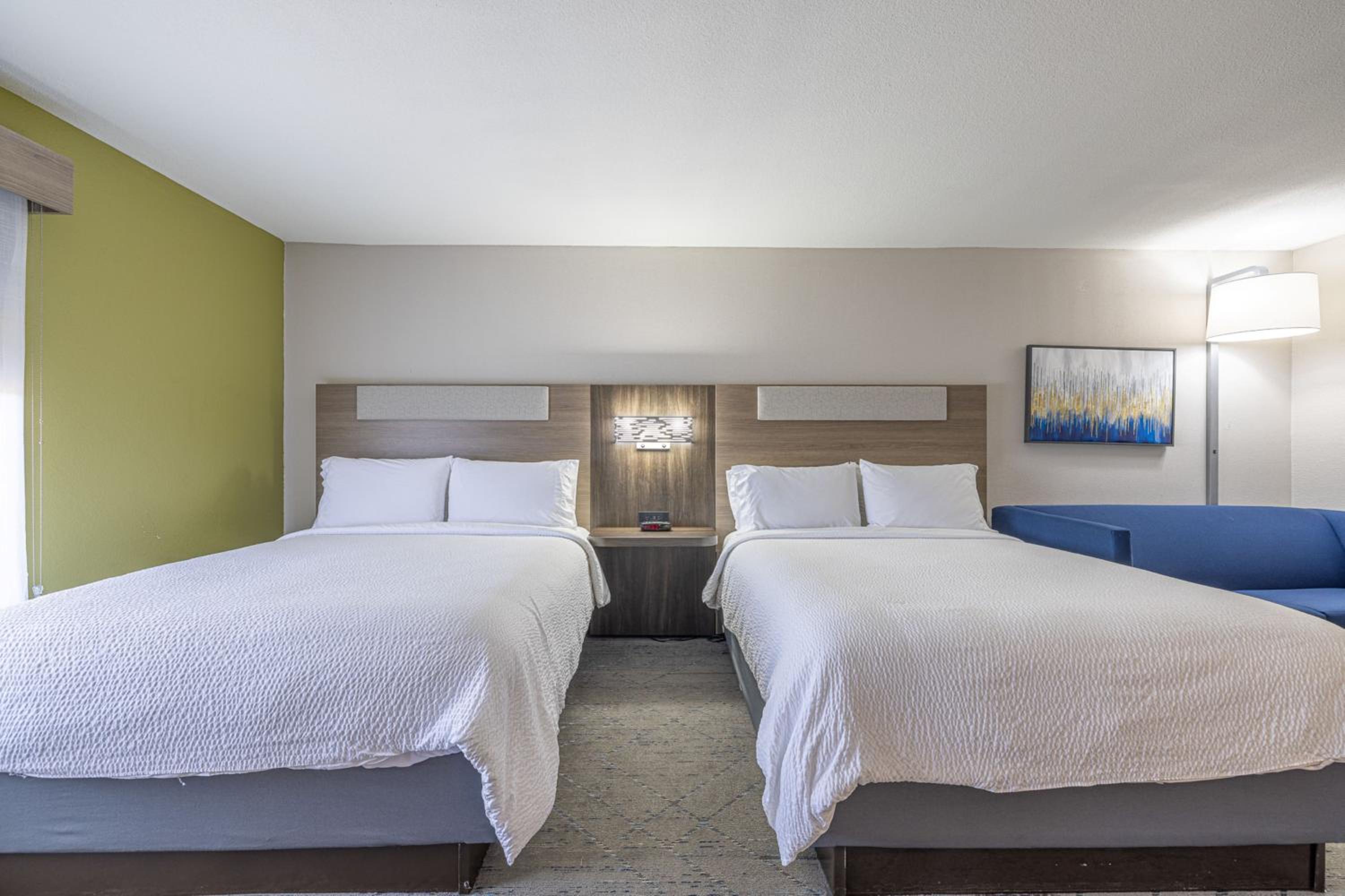 holiday inn express and suites college station by ihg