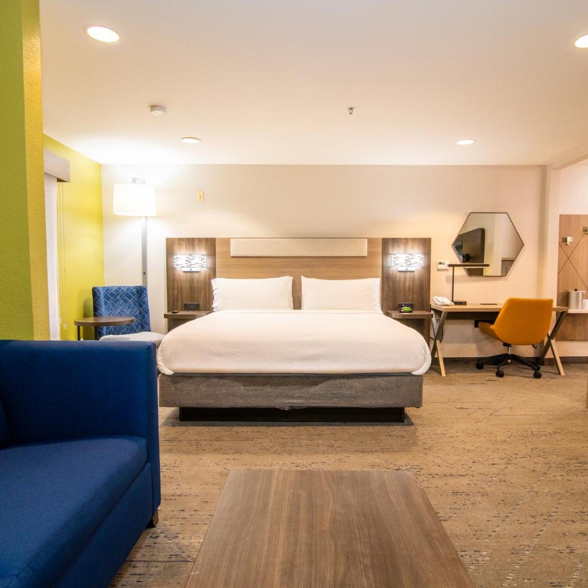holiday inn express and suites college station by ihg
