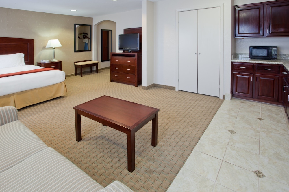 holiday inn express and suites college station by ihg