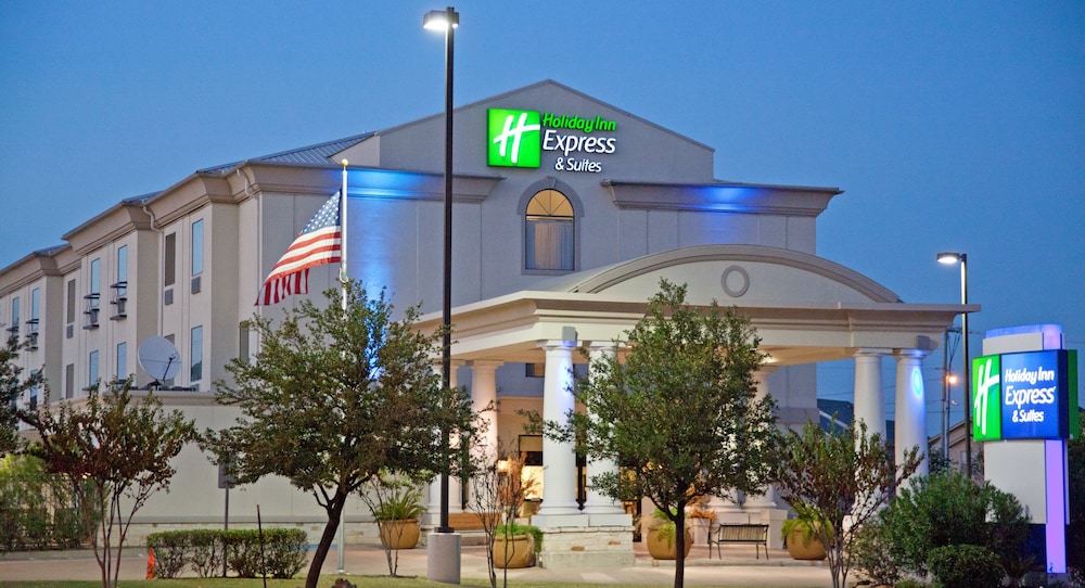 holiday inn express and suites college station by ihg