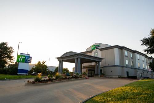 holiday inn express and suites college station by ihg