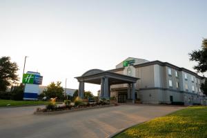 holiday inn express and suites college station by ihg