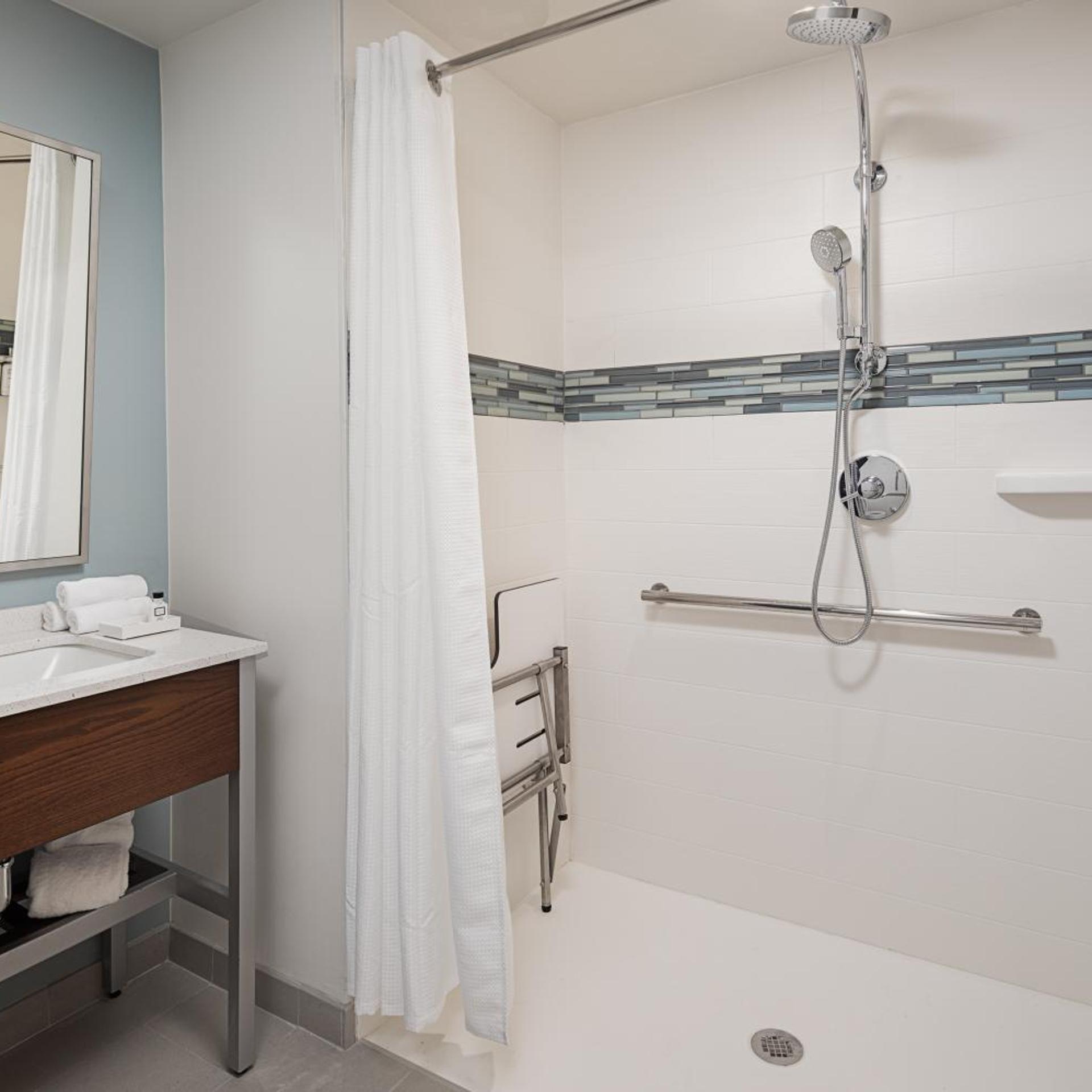 even hotel alpharetta avalon area an ihg hotel
