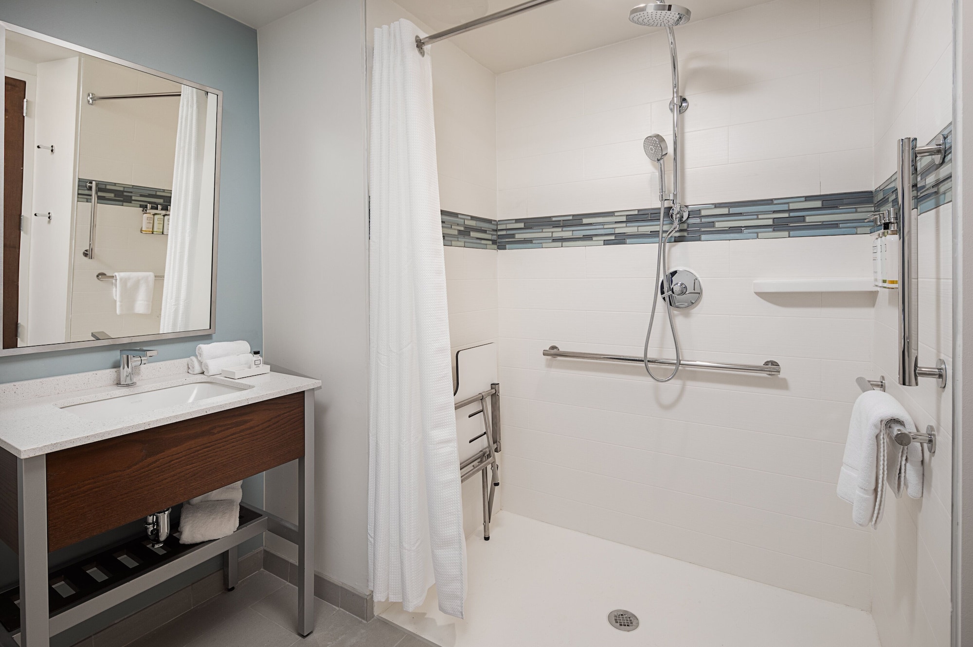 even hotel alpharetta avalon area an ihg hotel