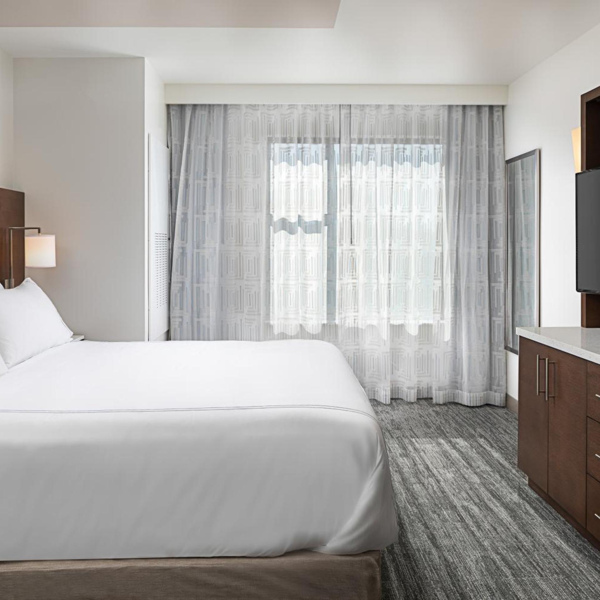 even hotel alpharetta avalon area an ihg hotel