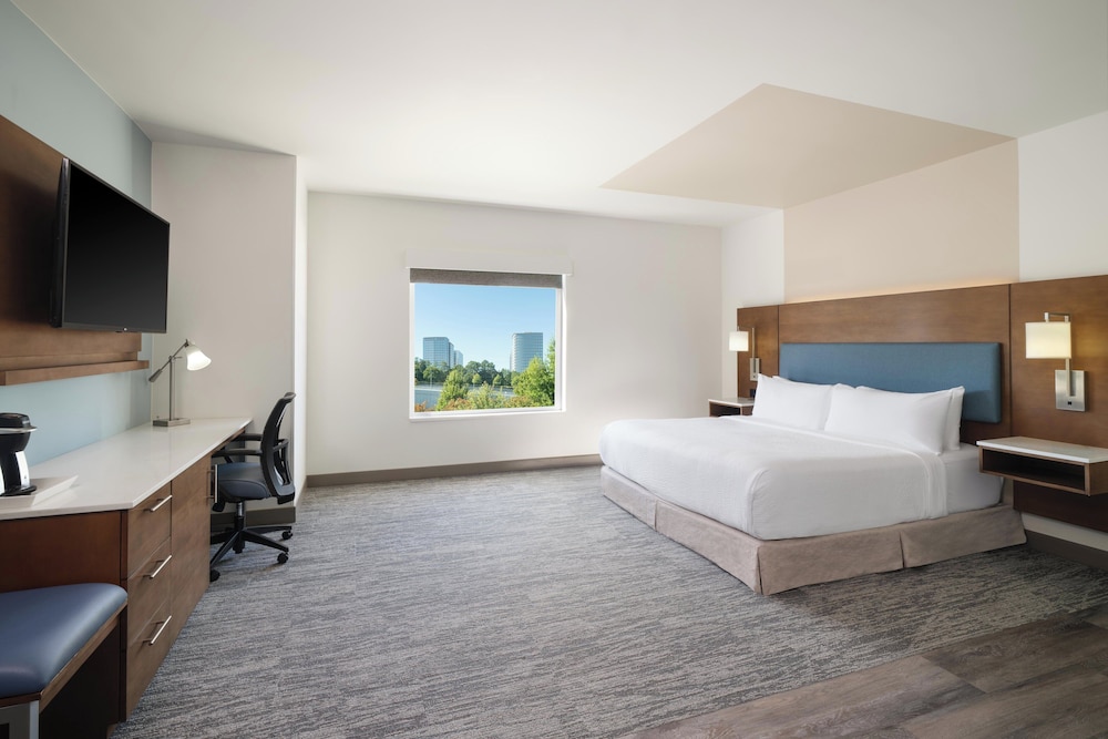 even hotel alpharetta avalon area an ihg hotel