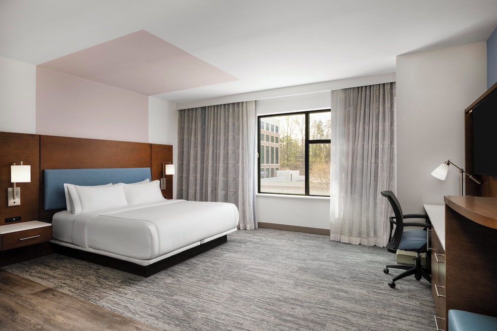 even hotel alpharetta avalon area an ihg hotel